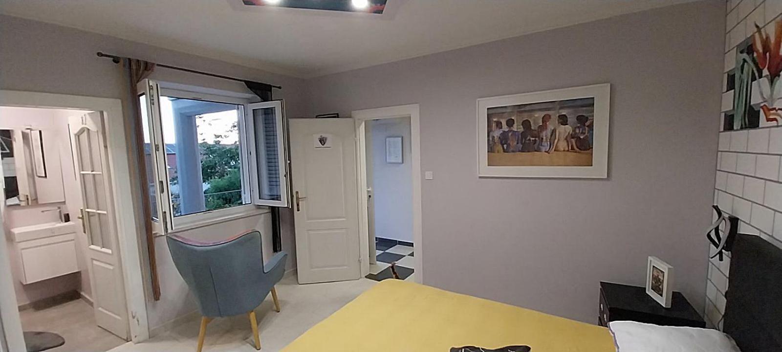 Two-Bedroom Apartment Terrace Sea View