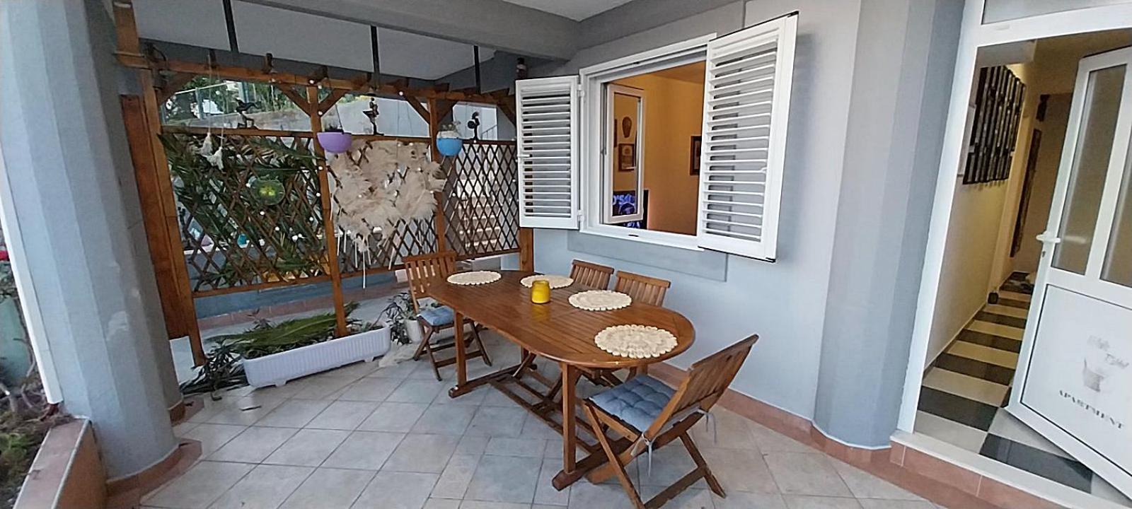 Two-Bedroom Apartment Terrace Sea View