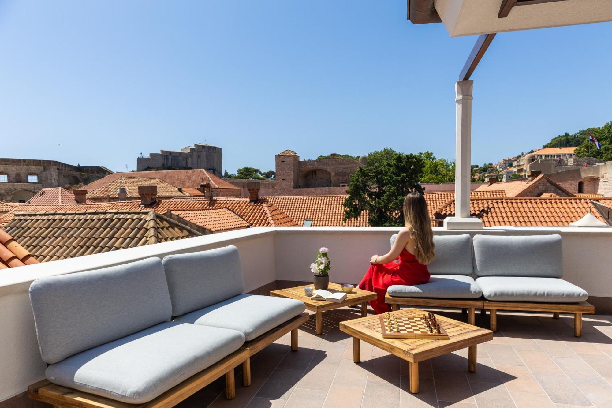 Deluxe King Room Terrace