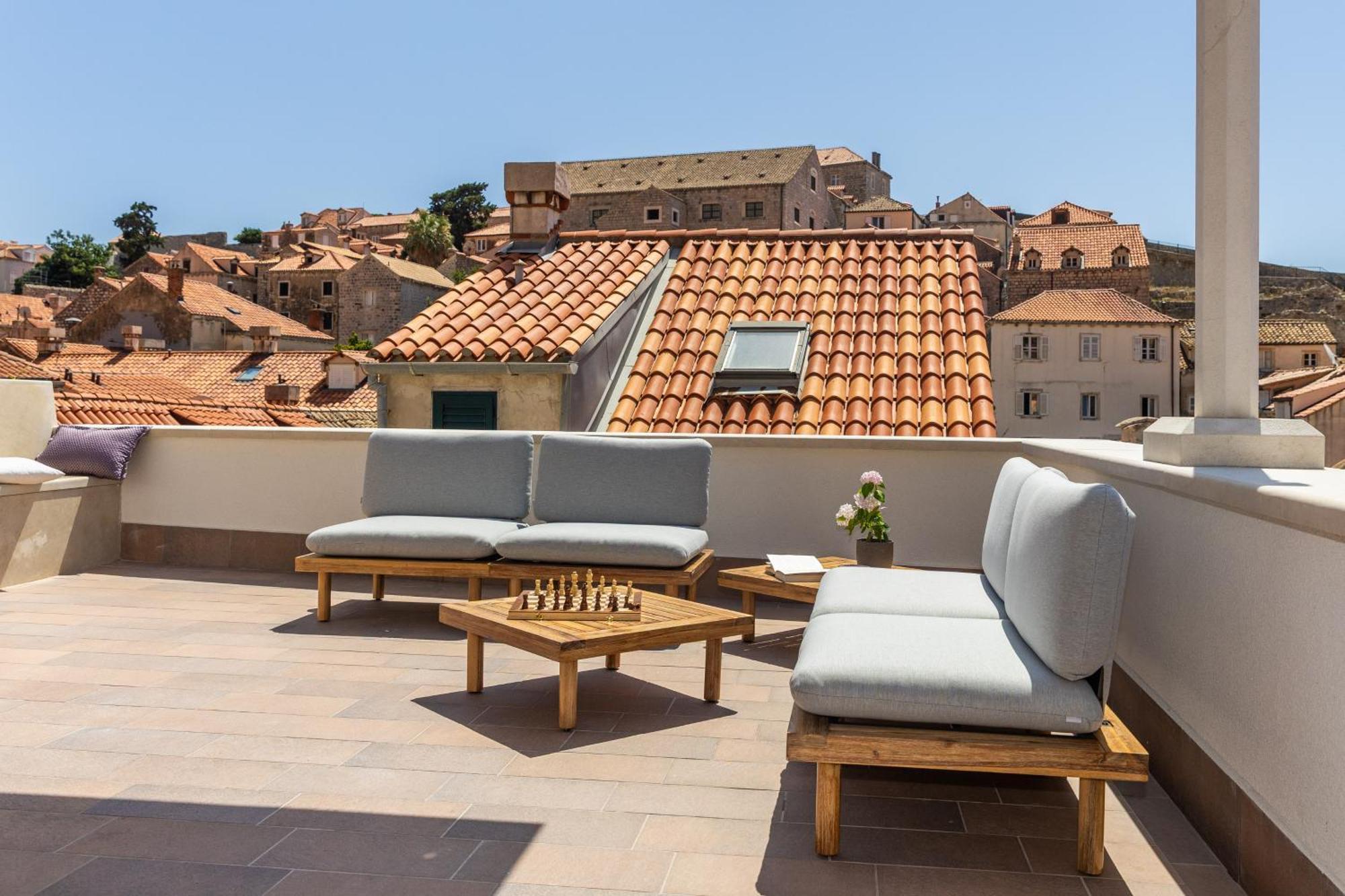 Deluxe King Room Terrace