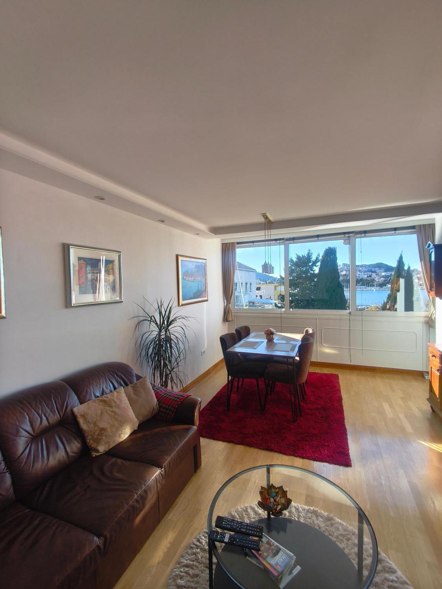Apartment Sea View