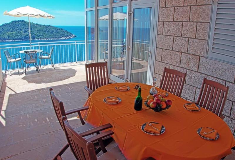 Superior Two Bedroom Apartment Balcony Sea View