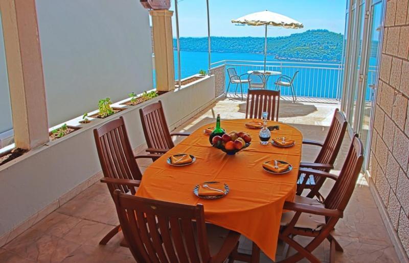 Superior Two Bedroom Apartment Balcony Sea View