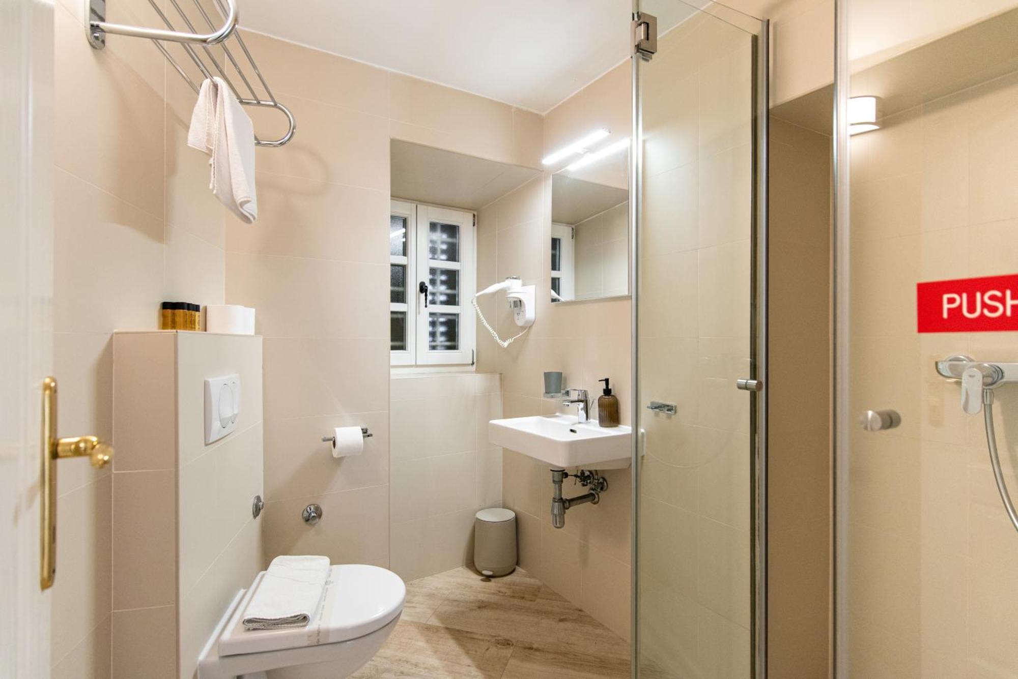 Superior Double Room – Ground Floor