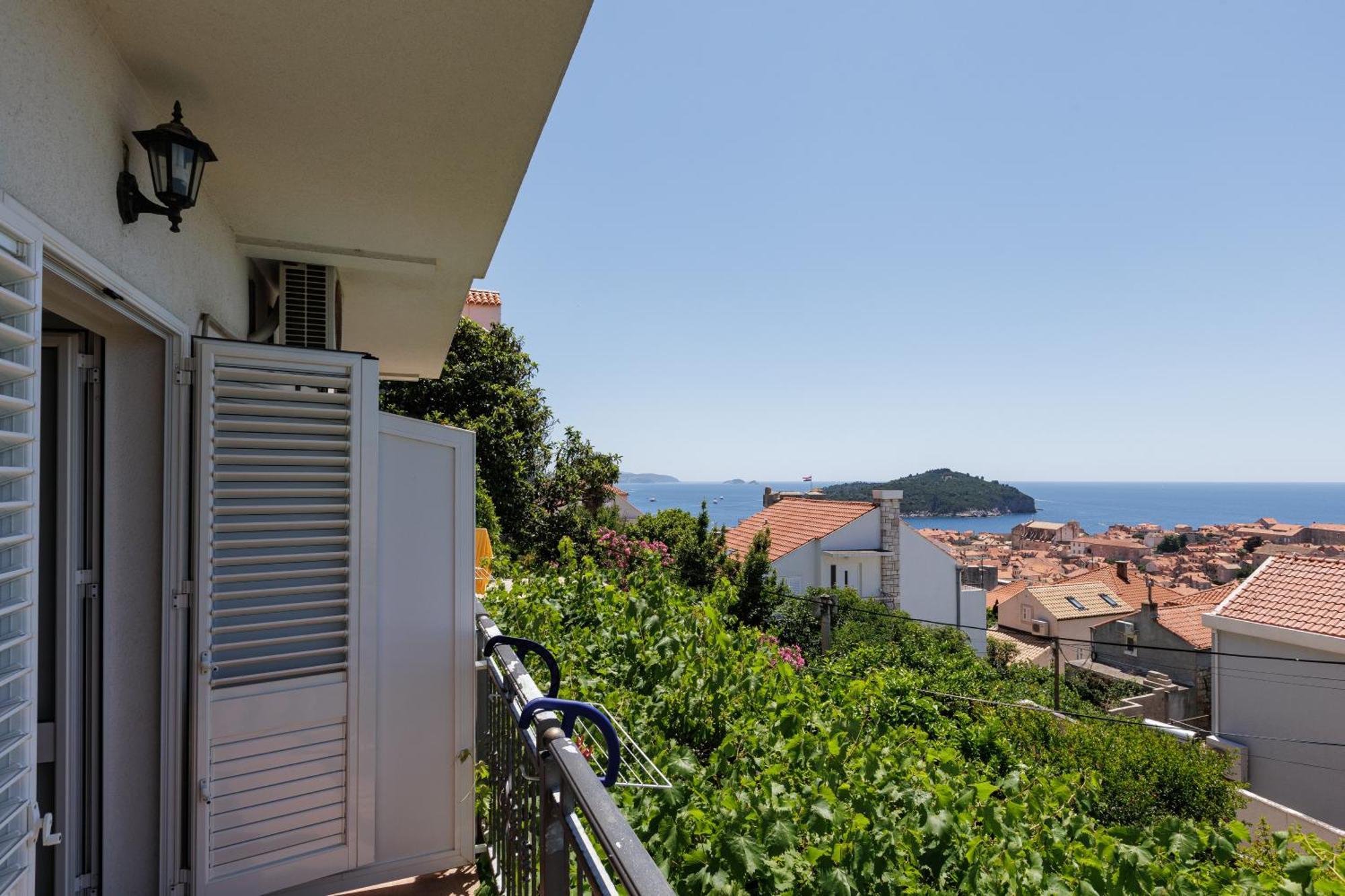 Apartment Sea View
