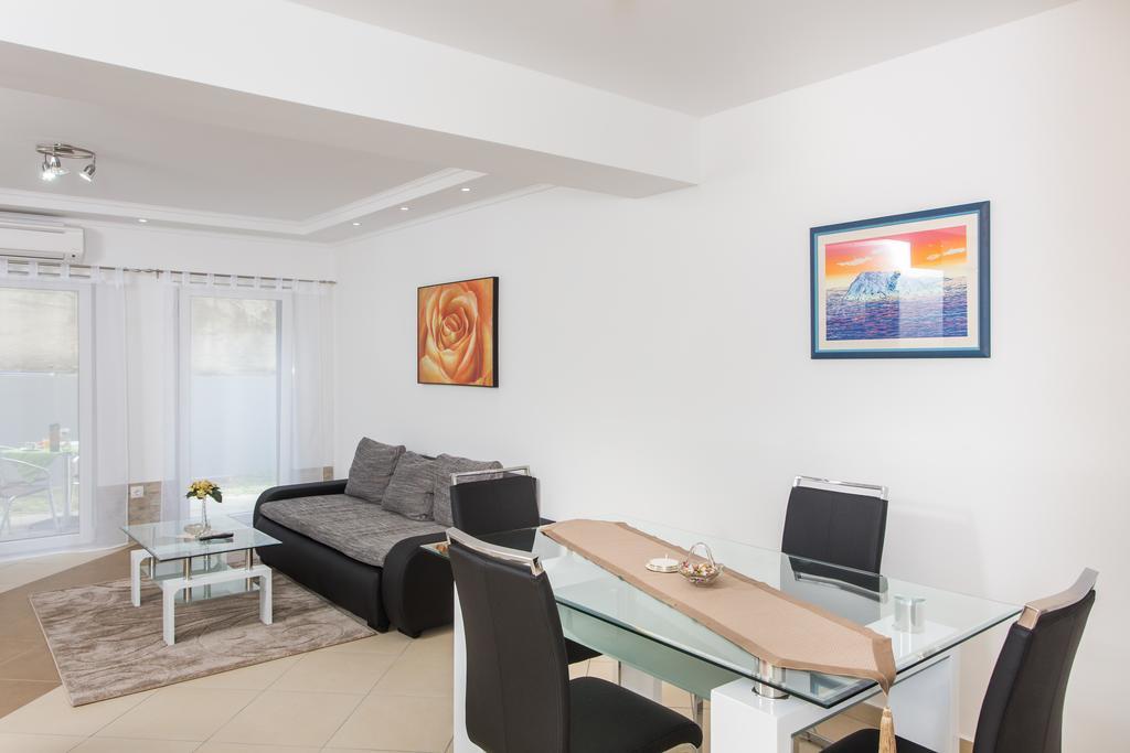 Apartment Ground Floor