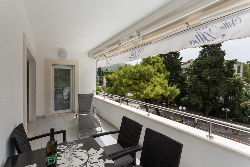 Superior One-Bedroom Apartment Terrace Promenade View