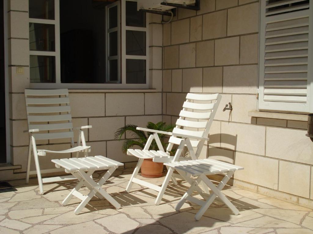 Studio Apartment Terrace