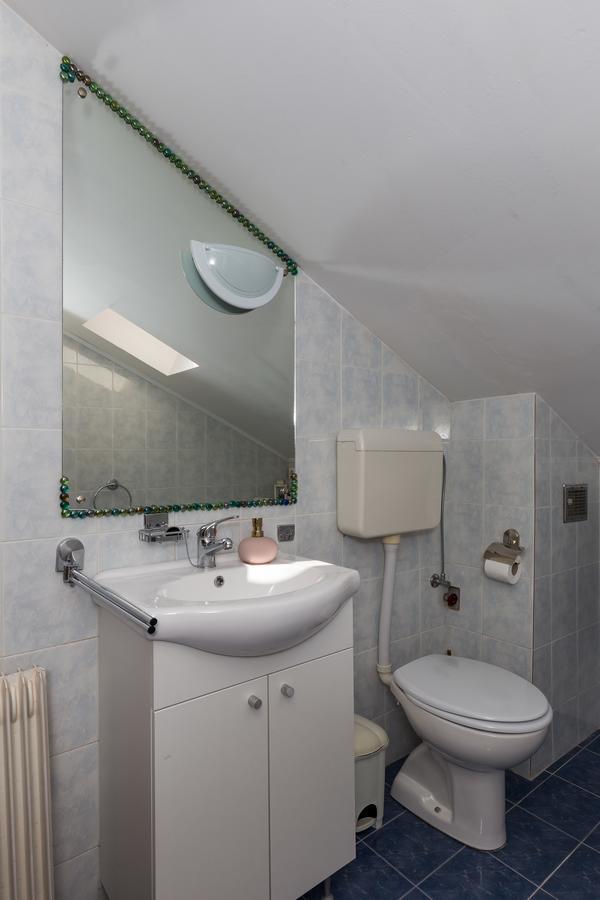 One Bedroom Apartment Sea View