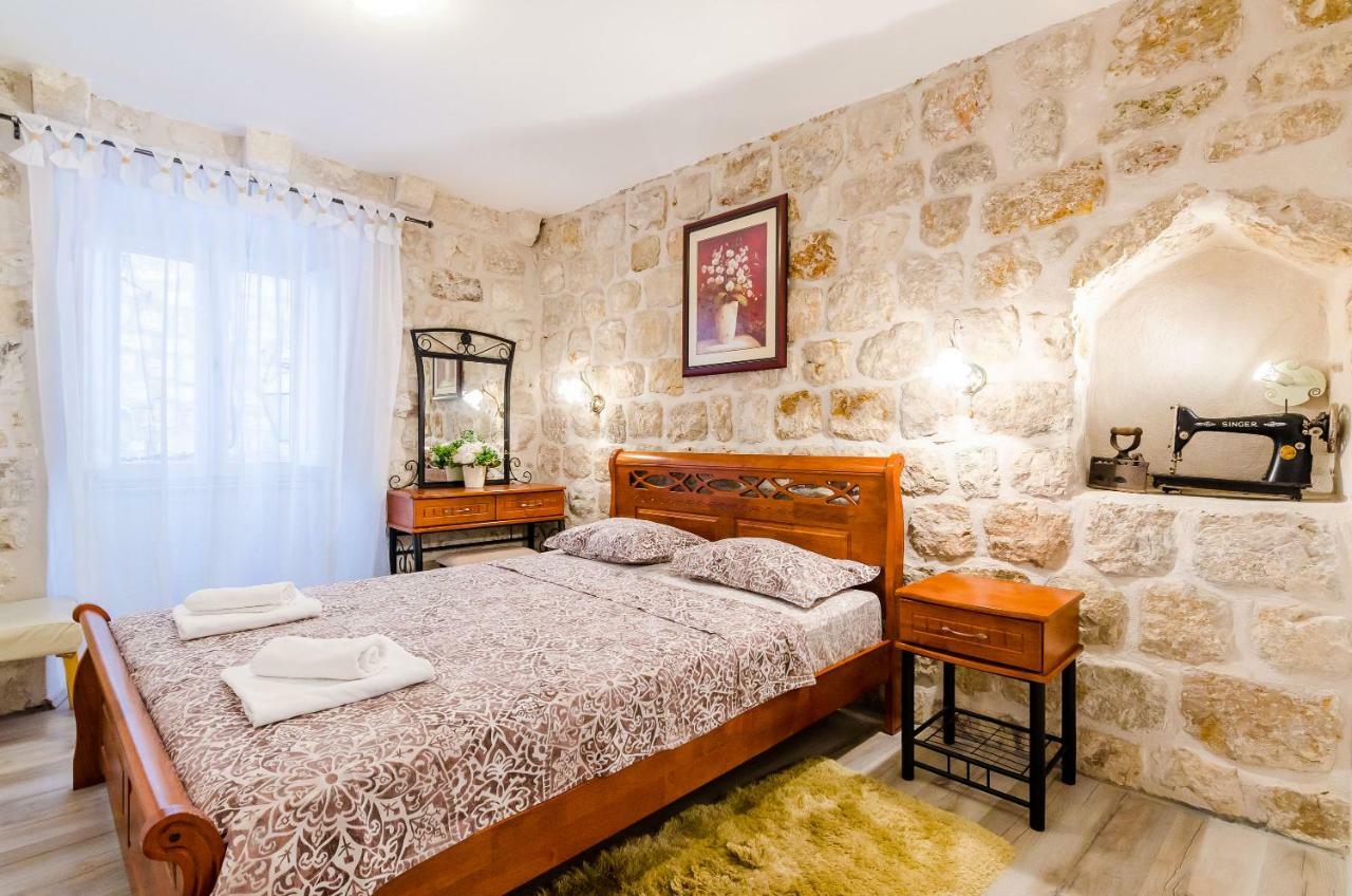 Two-Bedroom Apartment City View