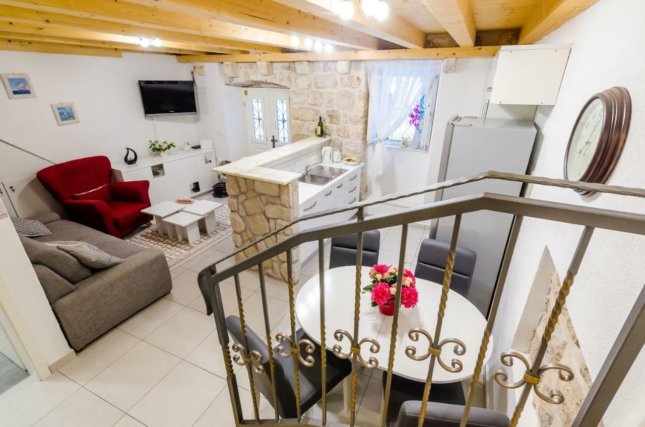 Two-Bedroom Apartment City View