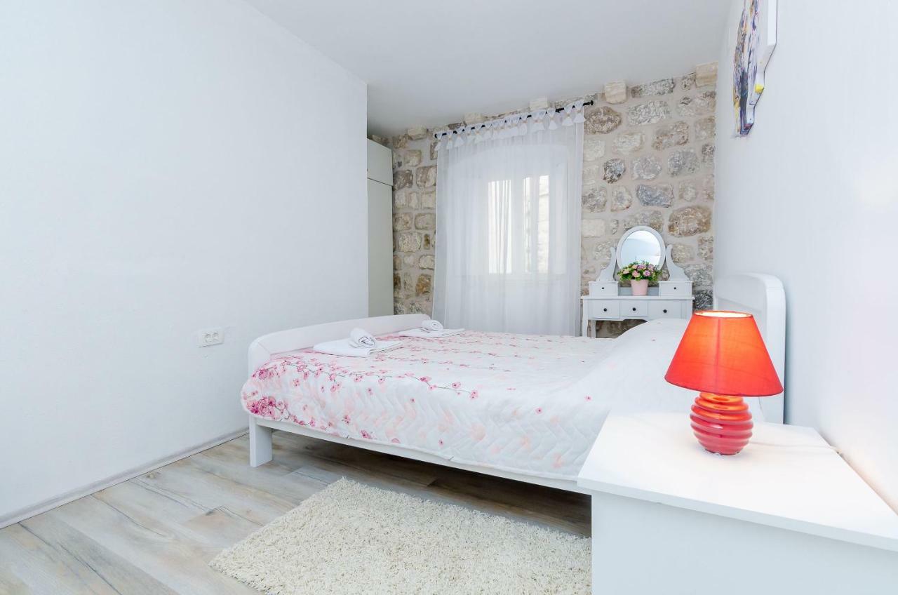 Two-Bedroom Apartment City View