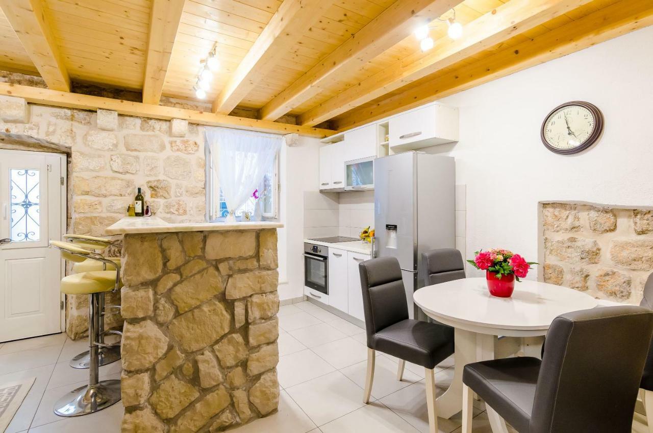 Two-Bedroom Apartment City View