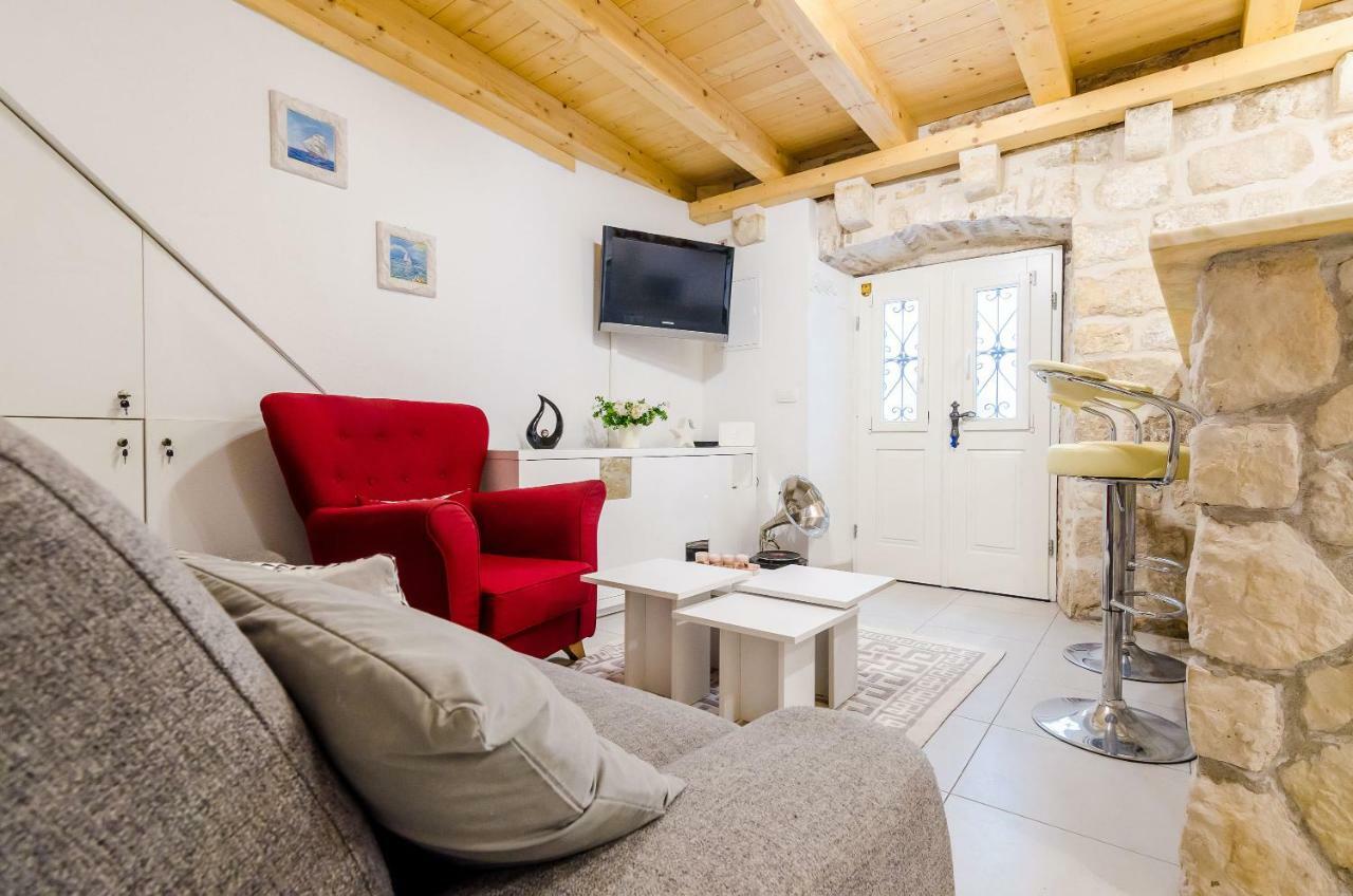Two-Bedroom Apartment City View