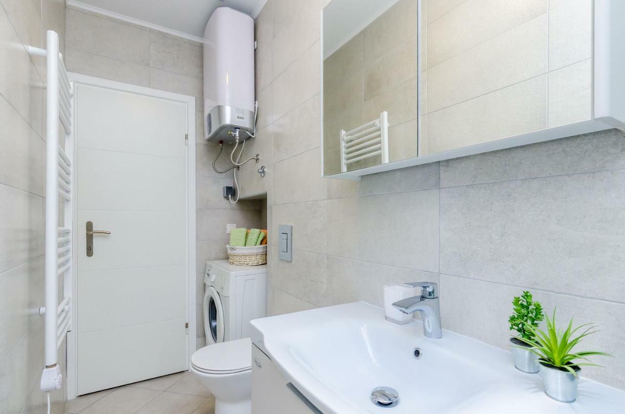 One Bedroom Apartment Terrace