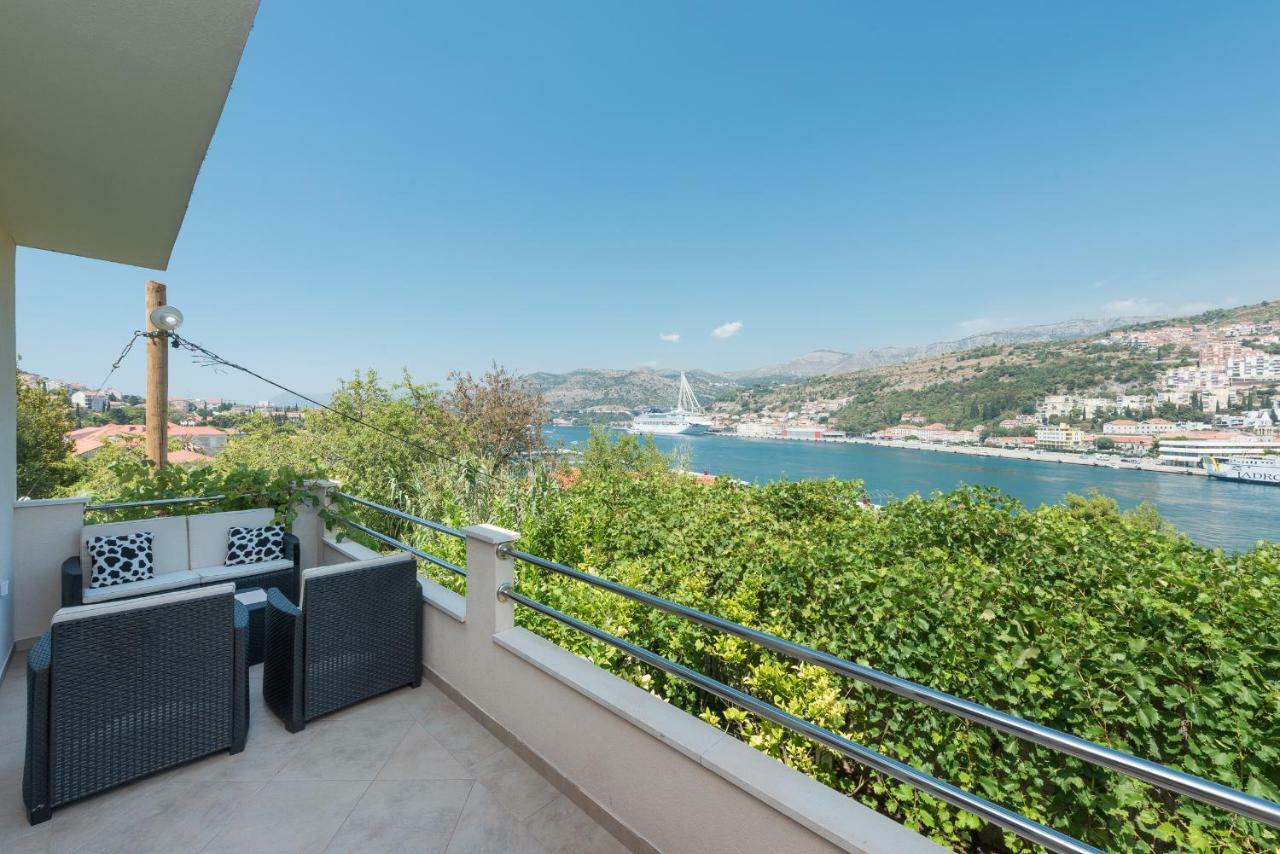 Apartment Sea View