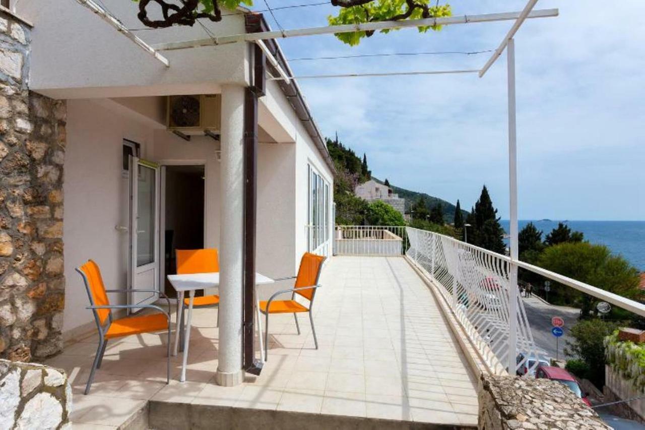 Studio Apartment Sea View