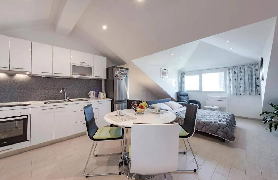 Apartment Monta-1