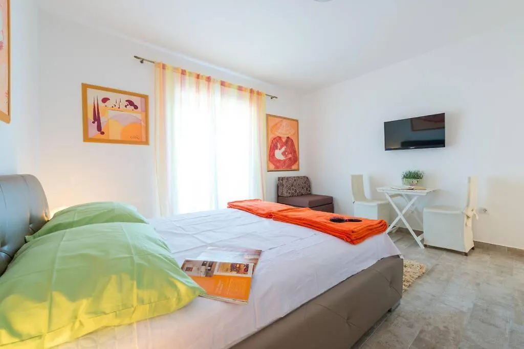 Mihaela & Brigita Bayview Studio Apartments-1