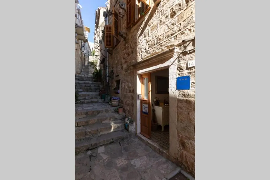 Divina Blue Apartment-1