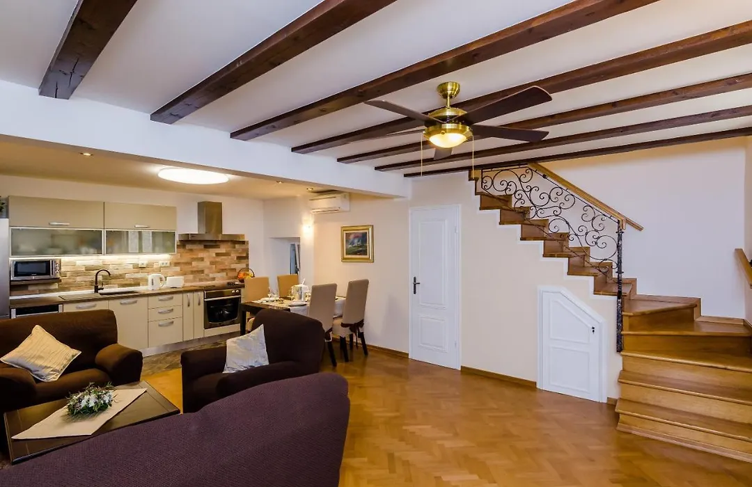 Apartment Maru Prestige-1