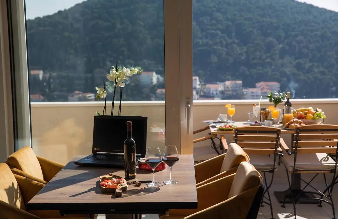 Luxury Apartment Edi-1
