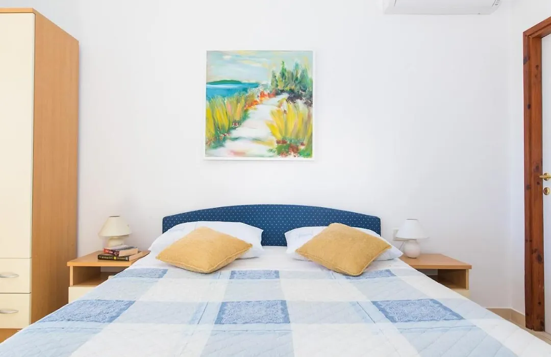 Lacroma Apartments-1