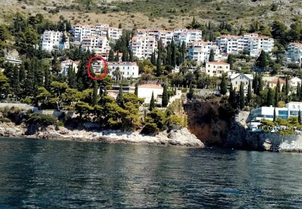 2-Bed Apt Sleeps 4 With Sea View 5 Min To Beach-1
