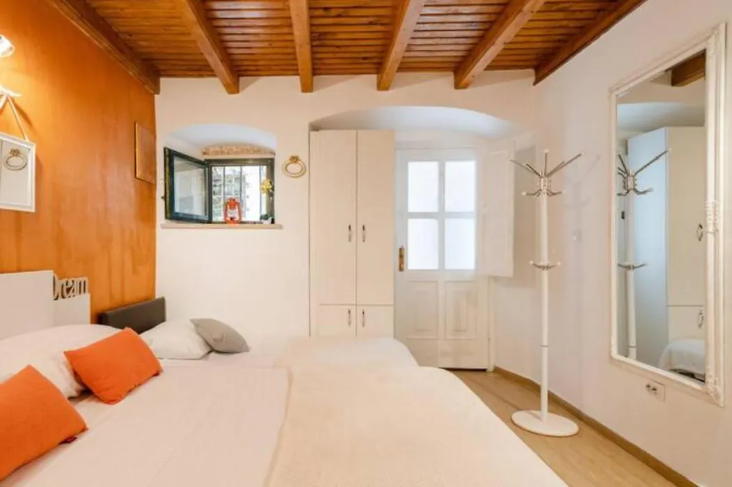 Angelus Apartments-1