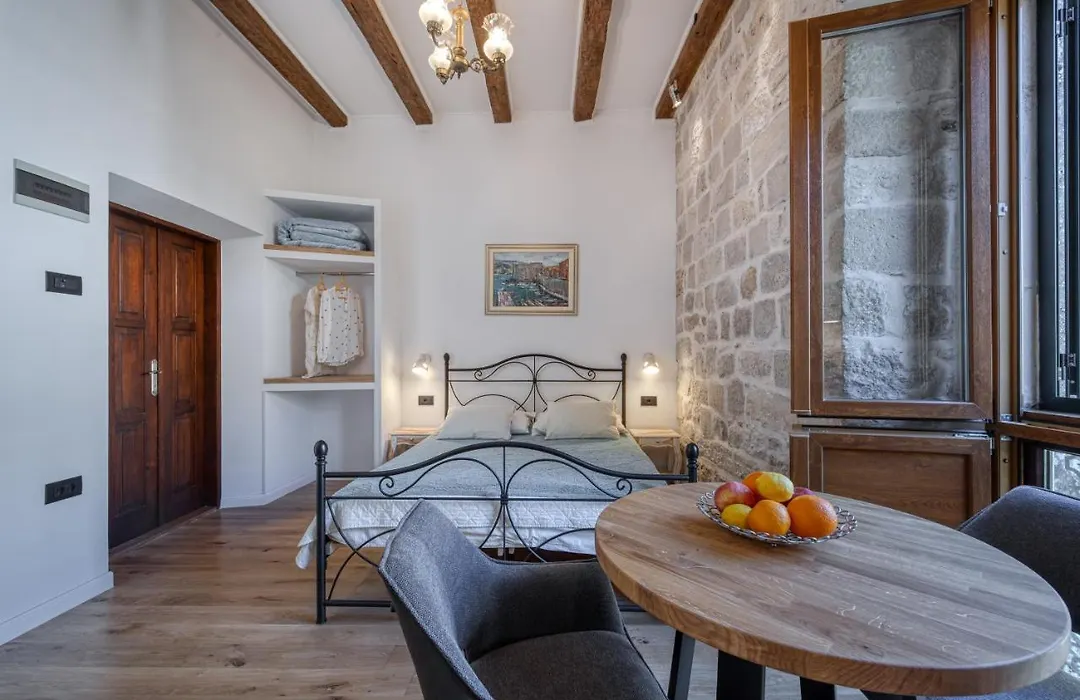Apartment Laus-1