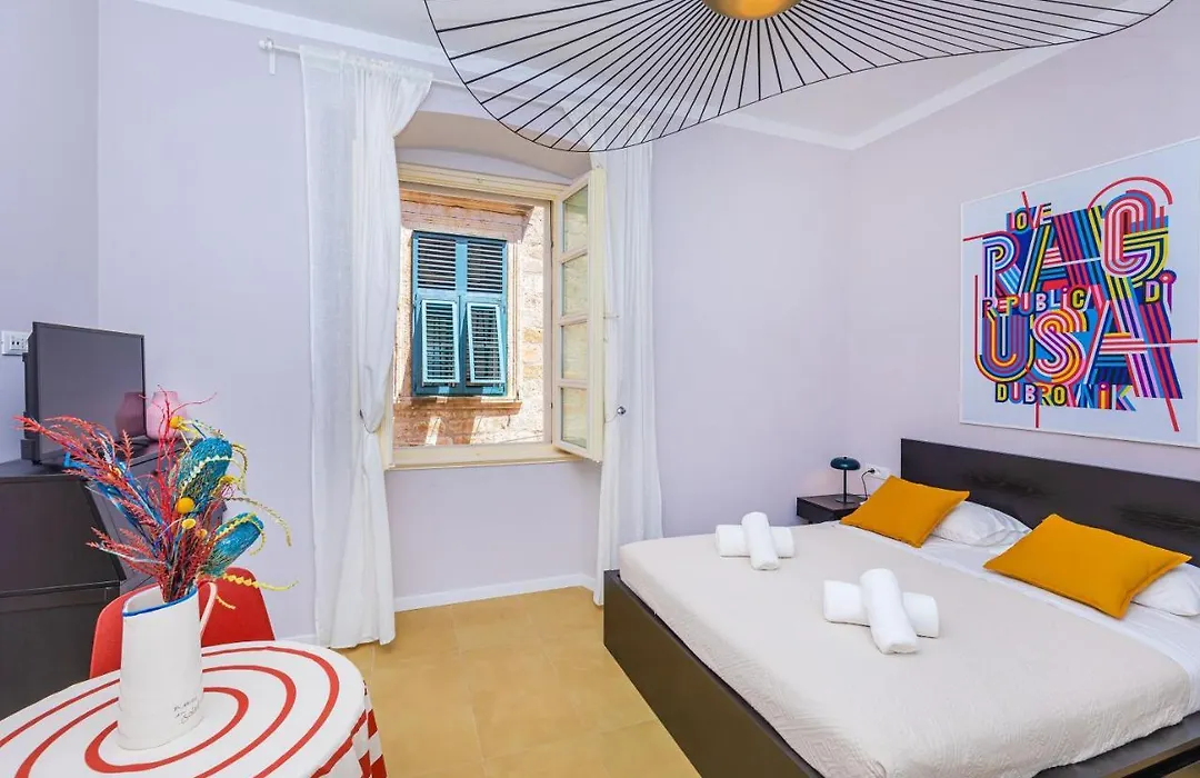Cap Rooms-1