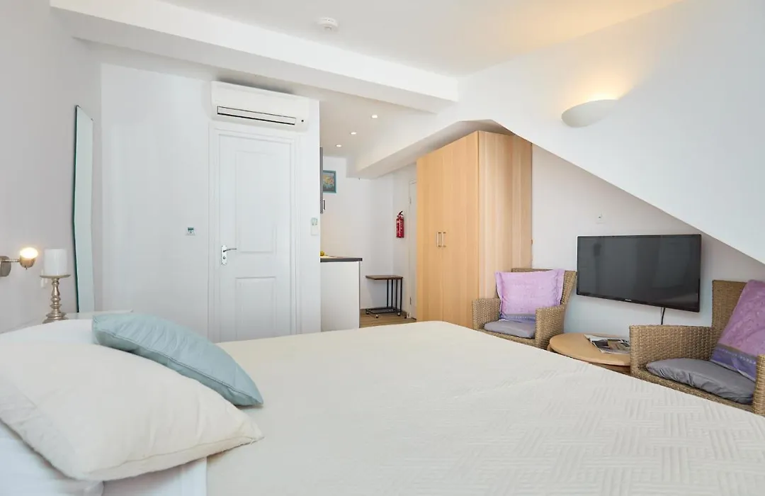 Room Annette-1