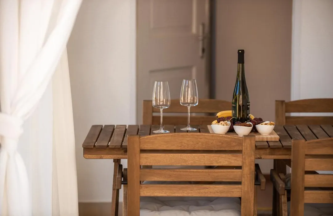 Apartment Near Old Town With Free Parking-1