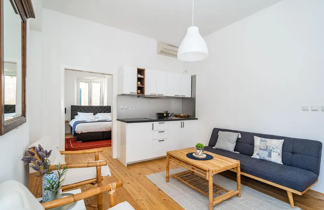 Laus Ii, Lovely Apartment In Old Town Dubrovnik-1
