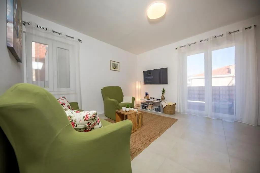 Tere Apartment-1