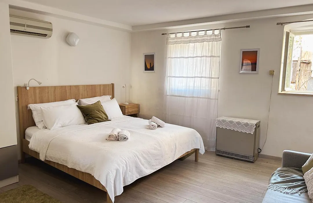 Iza Roka Apartments-1