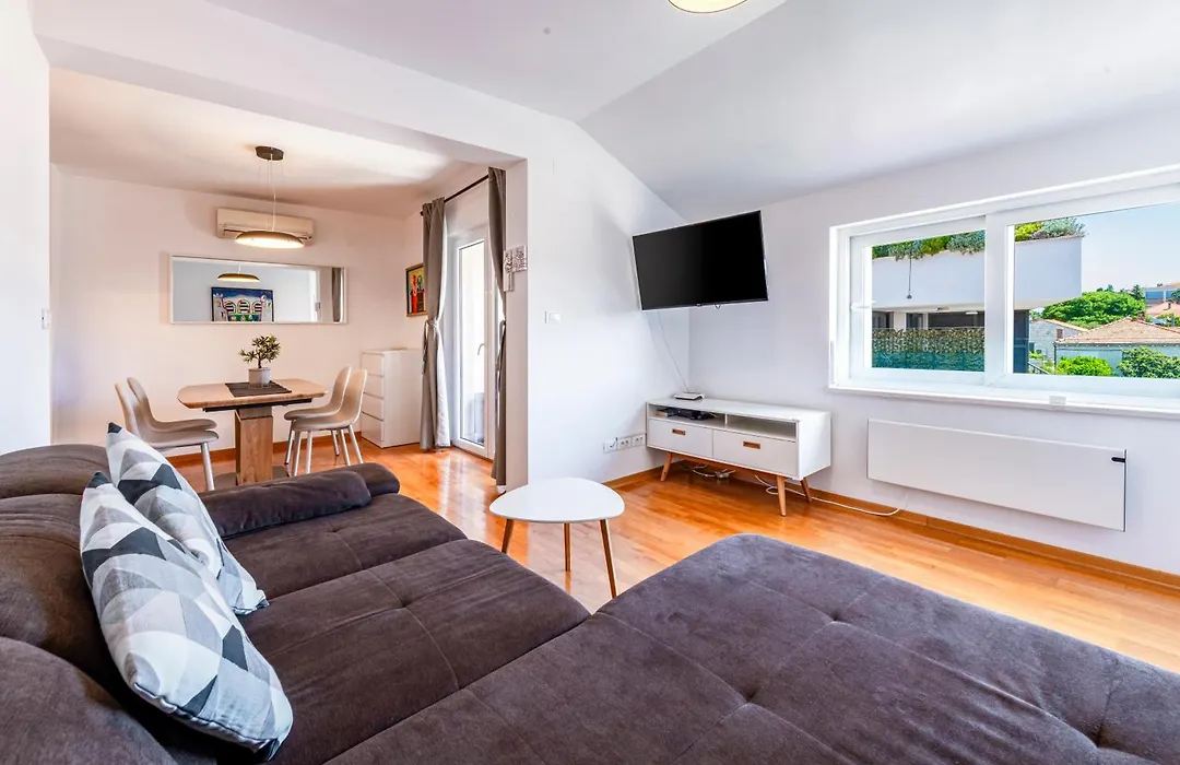 Prestige 7 Apartment-1