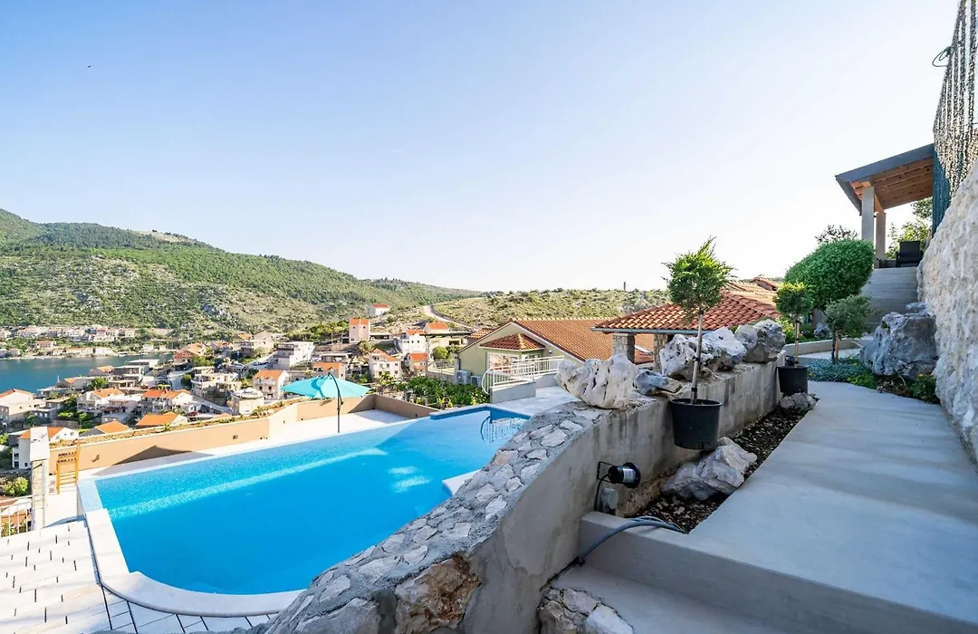 Apartments Villa Arcadia-1