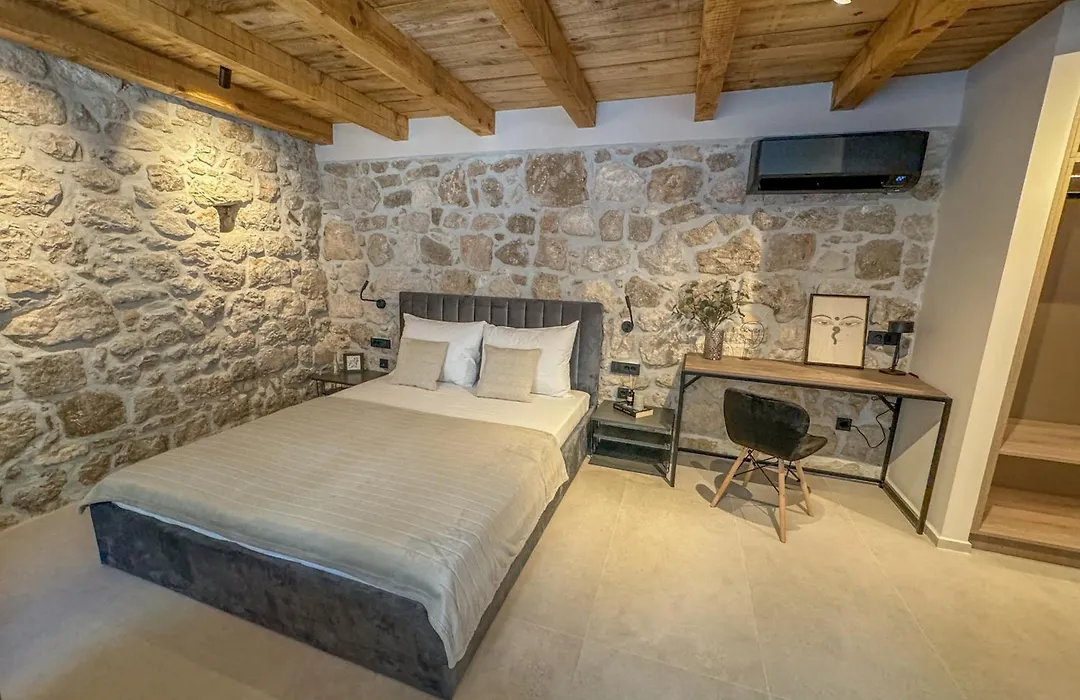 Rocky Heaven Suite-1