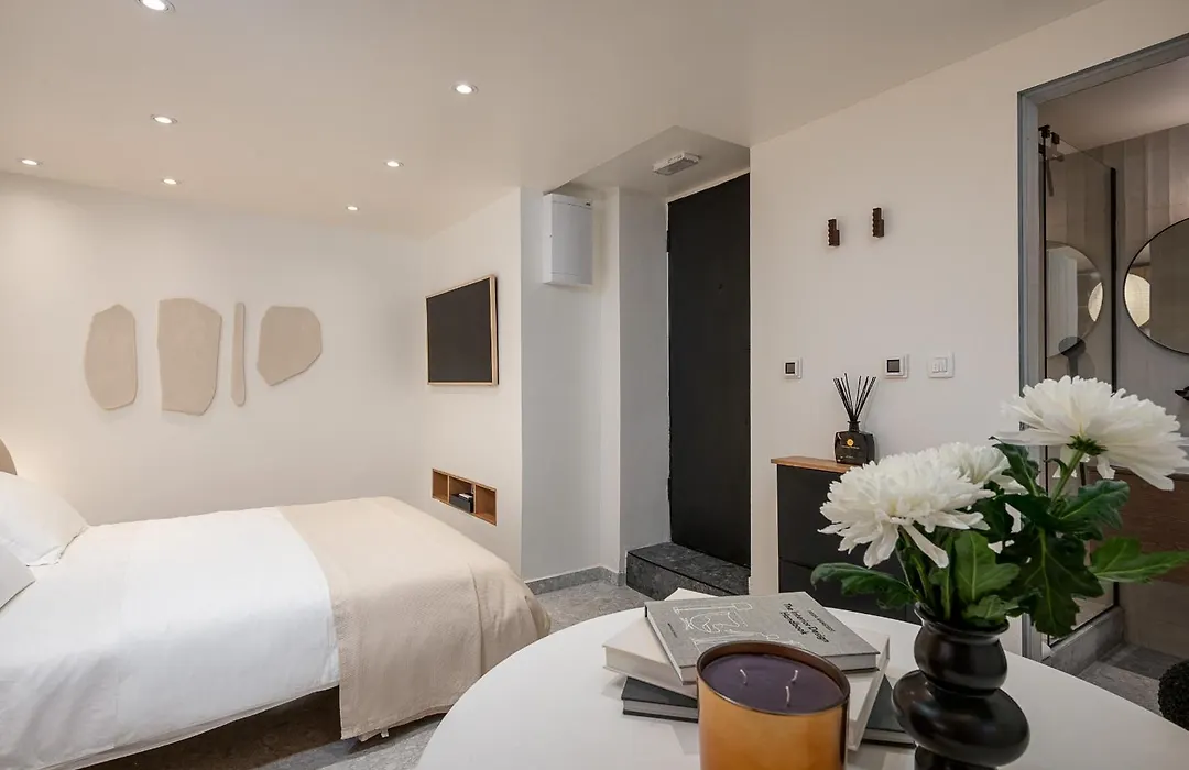 Superior Room Mia-1