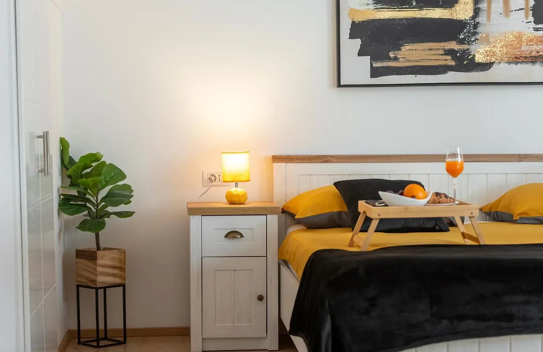 Apartment Ira-1