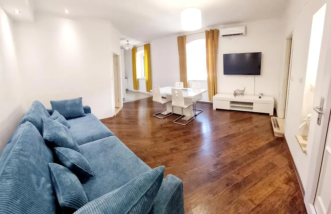 Apartments Vanessa-1