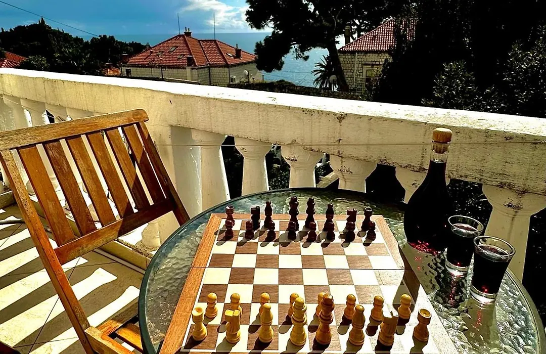 Two-Bedrooms Apartment With Balcony And Sea View,Near Old Town-1