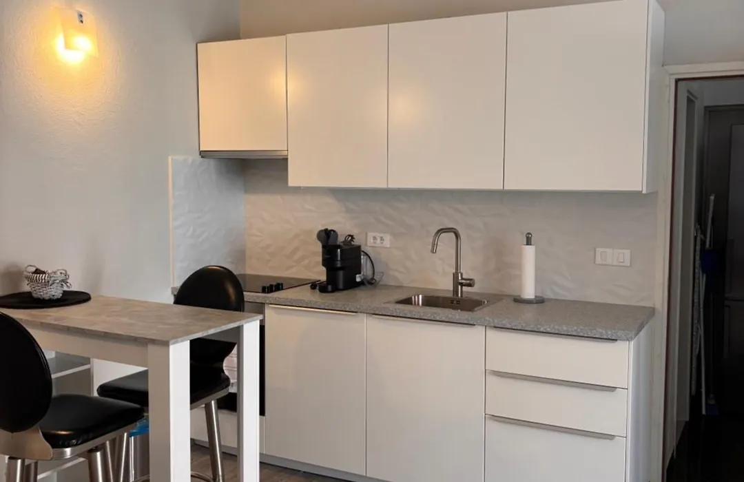 Studio Apartment Luxe-1