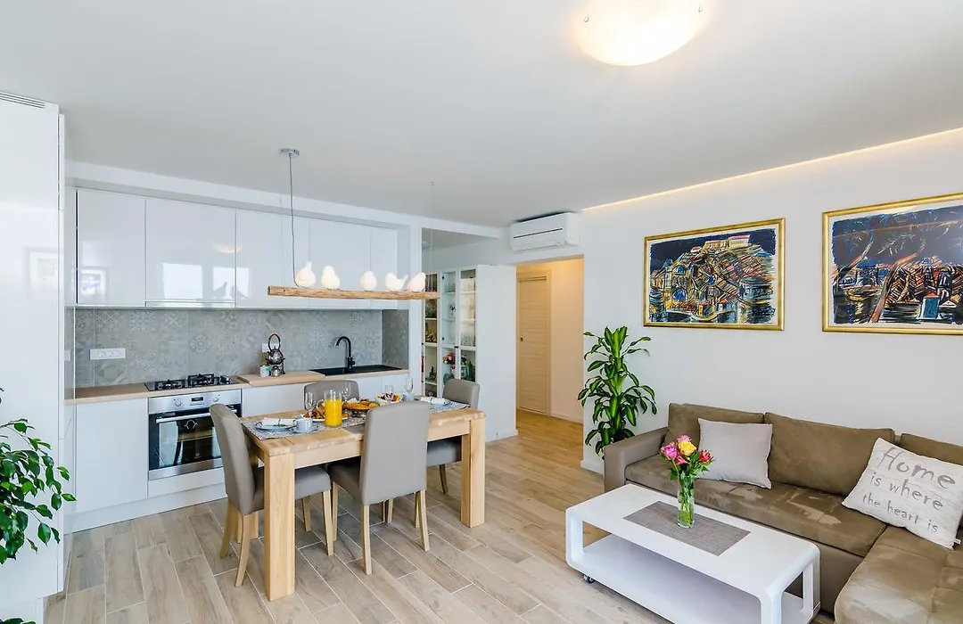 Apartments Lazarin-1