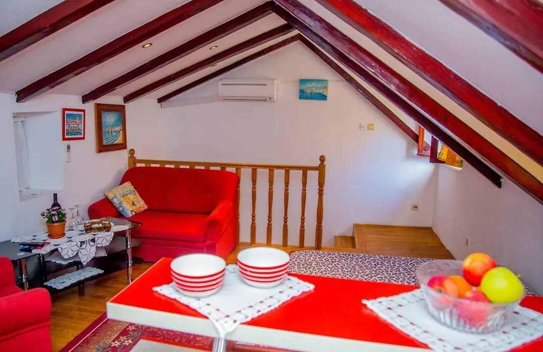 Old Town Apartmant-1