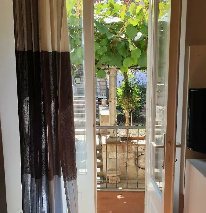 Old Town Garden Room-1