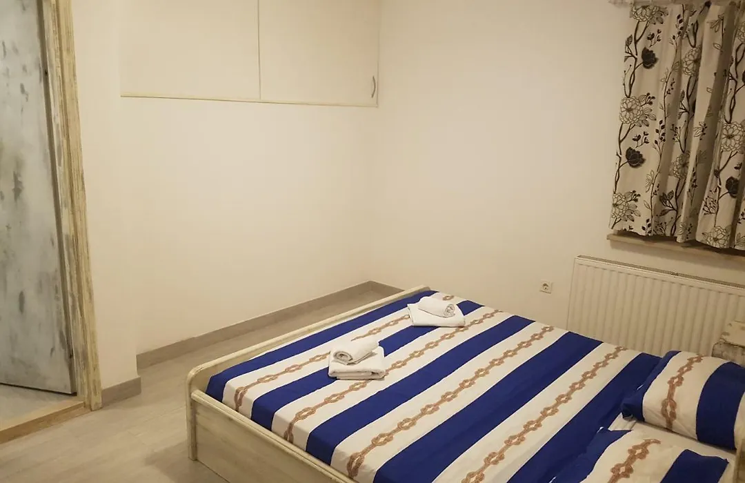 Zoric Apartments & Rooms-1