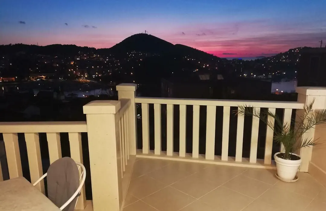 Apartment Denis-1