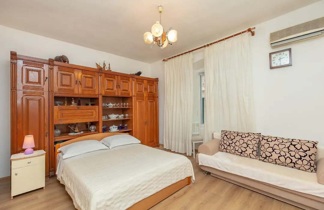 Apartment Matic-1